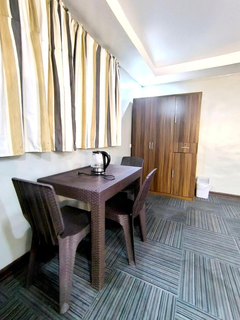 Vincent Resort Hotel Анхелес Экстерьер фото